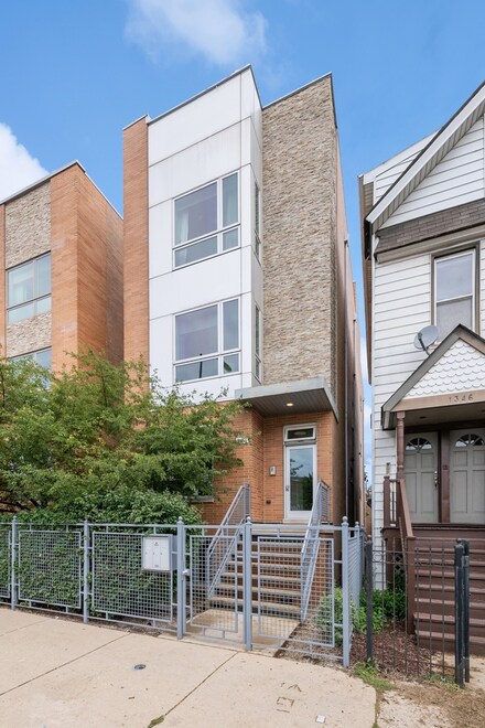 1348 W Diversey Pkwy Unit 1, Chicago, IL 60614