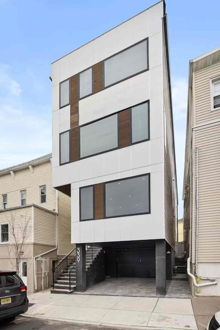 339 69th St Unit 3, Guttenberg, NJ 07093