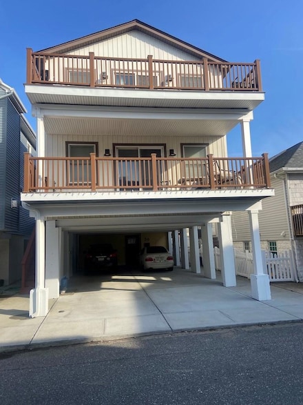 36 Florida St, Long Beach, NY 11561