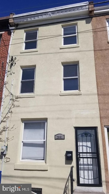 2061 Hageret, Philadelphia, PA 19125