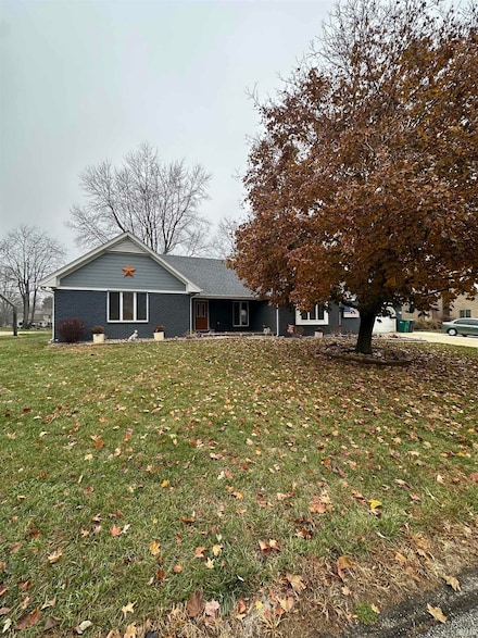 1701 Fairway Dr, Kokomo, IN 46901
