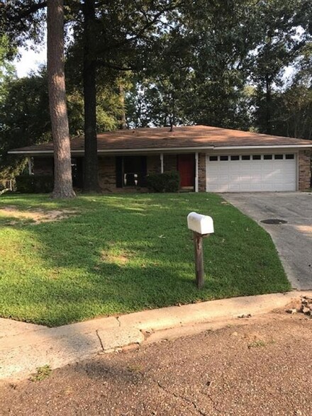 3529 Woodvine Cir Unit 14, Haughton, LA 71037