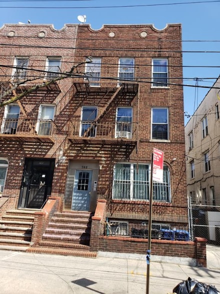 753 Pennsylvania Ave, Brooklyn, NY 11207