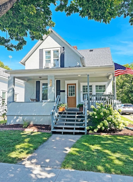 711 7th Ave N, Fargo, ND 58102