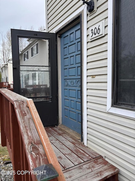 2224 Glacier St Unit 306, Anchorage, AK 99508