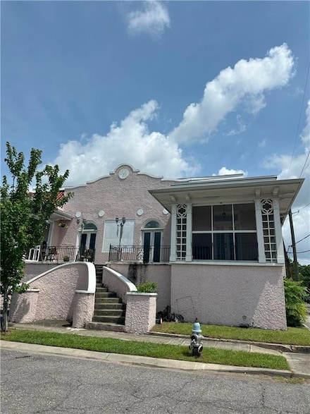 4601 S Miro St, New Orleans, LA 70125