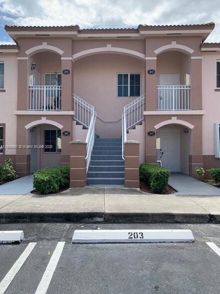 1270 SE 27th St Unit 203, Homestead, FL 33035