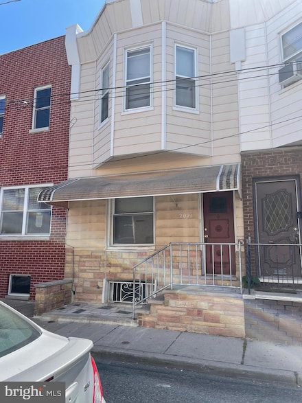 2021 S Opal St, Philadelphia, PA 19145