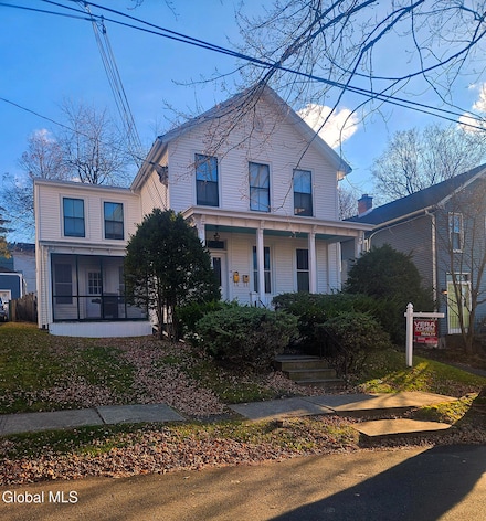 116 Maple Ave, Troy, NY 12180