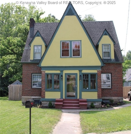 1840 Oakridge Dr, Charleston, WV 25311