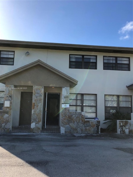 1624 NE 151st St Unit 1624, North Miami Beach, FL 33162