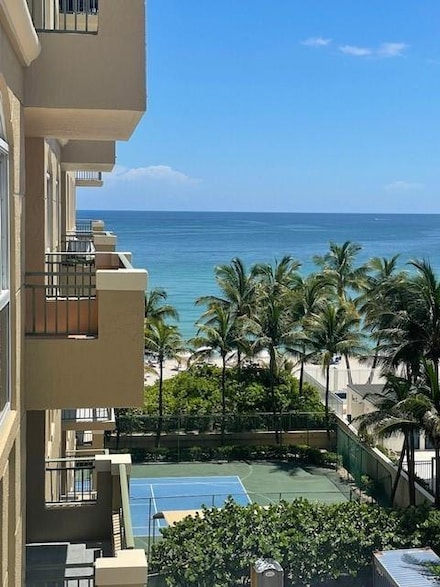 2080 S Ocean Dr Unit 505, Hallandale Beach, FL 33009