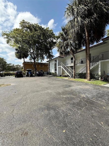 10201 NW 35th St, Coral Springs, FL 33065