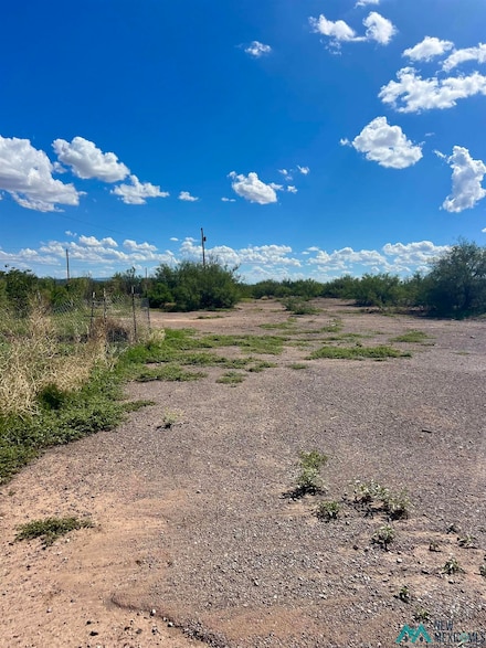 21 Appaloosa Rd, Caballo, NM 87931