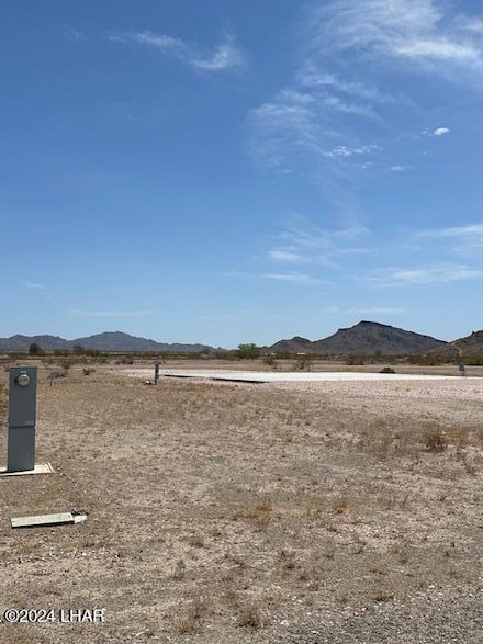 42063 Harms Way, Salome, AZ 85348