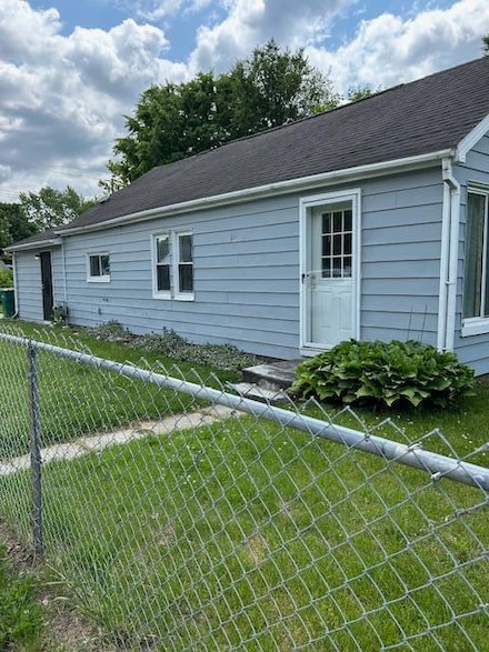 2105 Bomber Ave, Ypsilanti, MI 48198