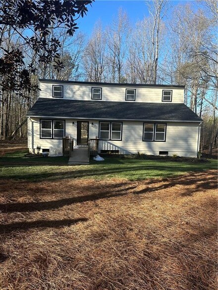 172 White Rose Ln, Temple, GA 30179