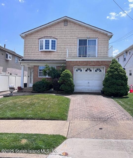 696 Katan Ave, Staten Island, NY 10312