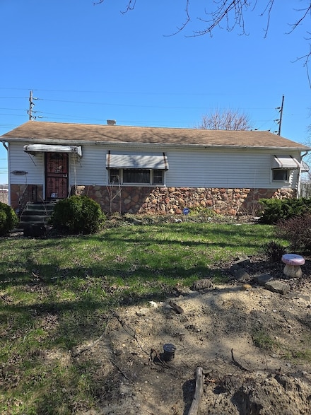 15943 Sawyer Ave, Markham, IL 60428