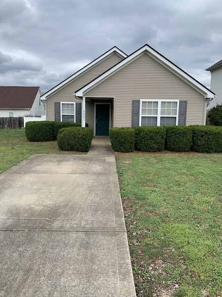 5062 Tabitha St, Murfreesboro, TN 37129