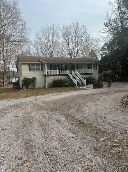 178 E Cove Dr, Macon, NC 27551