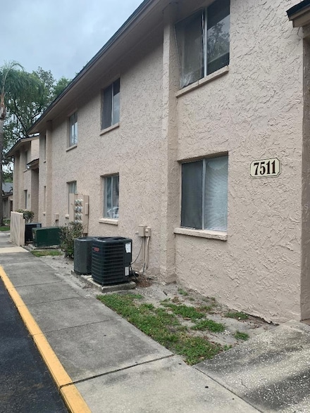 7511 Pitch Pine Cir Unit D, Tampa, FL 33617