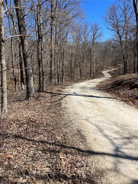 480 Sunset Echo Rd, Union, MO 63084