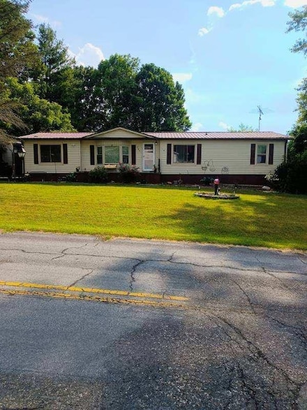 269 Retrievers Run, Hillsville, VA 24343