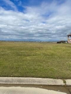 4068 Marina Villa Dr E, Slidell, LA 70461