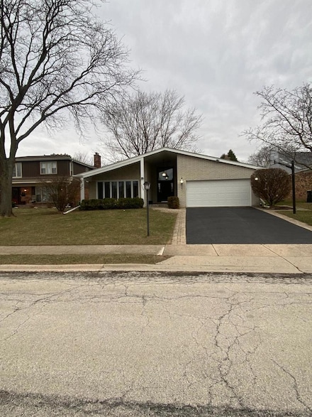 9408 Natchez Ave, Morton Grove, IL 60053