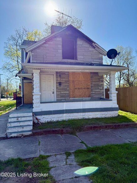 403 S 27th St, Louisville, KY 40212