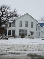 648 2nd St, Columbus Junction, IA 52738