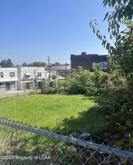 576 Main St, Edwardsville, PA 18704