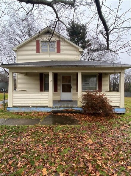431 Union St, Columbiana, OH 44408