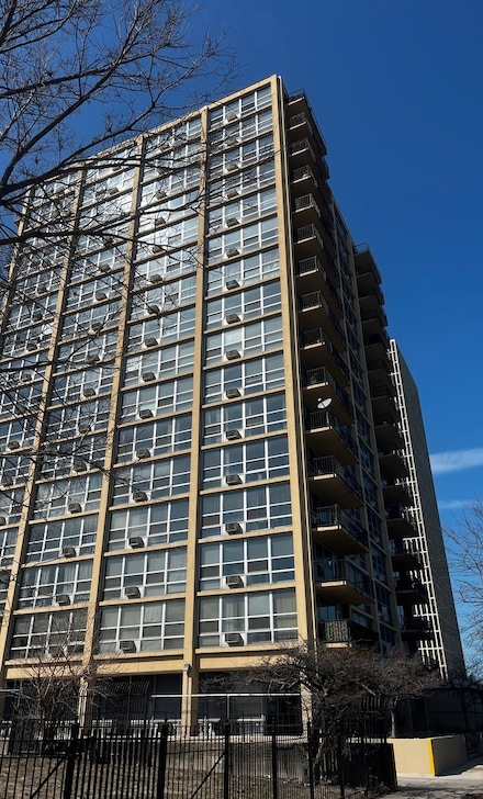 6730 S South Shore Dr Unit 505, Chicago, IL 60649
