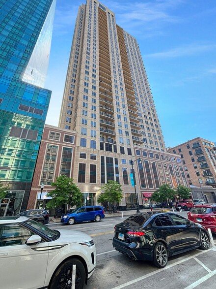 1111 S Wabash Ave Unit 1805, Chicago, IL 60605