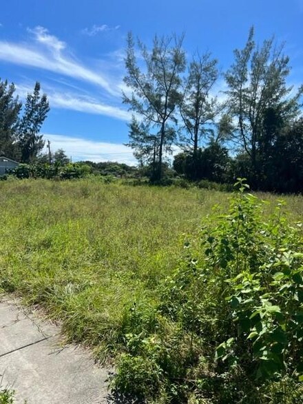 0 Cherokee Ave Unit F10400952, West Palm Beach, FL 33409