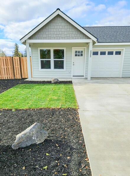 2353 SW 24th St Unit Lot 5, Redmond, OR 97756