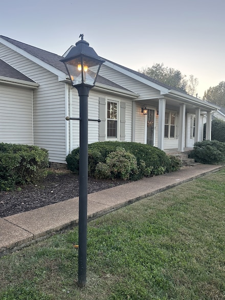 2321 Briar Bend Dr, Murfreesboro, TN 37128