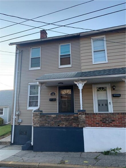 338 Race St, Catasauqua, PA 18032