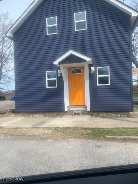 982 Day St, Conneaut, OH 44030