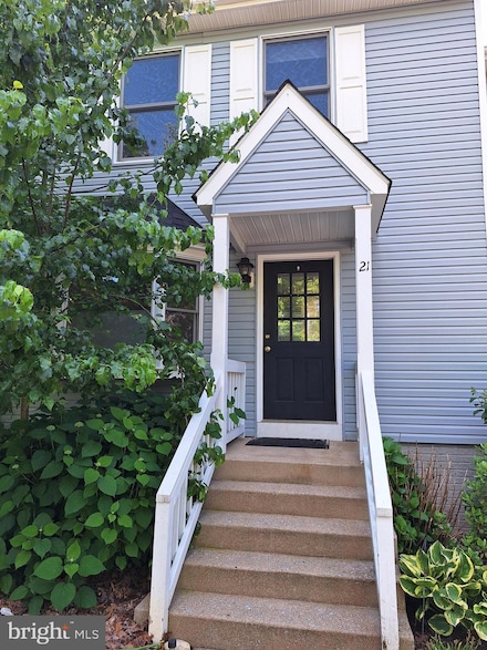 21 Stonewall Ct, Middleburg, VA 20117