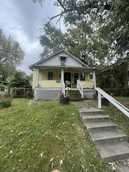 2638 Perdue Ave, Columbus, OH 43211