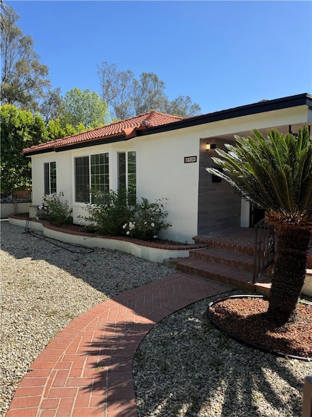 5230 Seville Ave, Encino, CA 91436