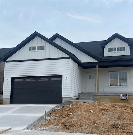 1031 Oskin Dr Unit 227, Georgetown, IN 47122