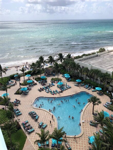 3801 S Ocean Dr Unit 10H, Hollywood, FL 33019
