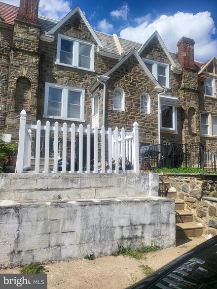 1437 E Howell St, Philadelphia, PA 19149