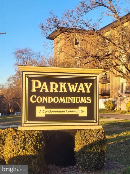 6011 Emerson St Unit 412, Bladensburg, MD 20710