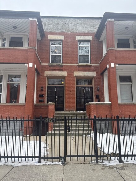 451 E Oakwood Blvd Unit 2, Chicago, IL 60653