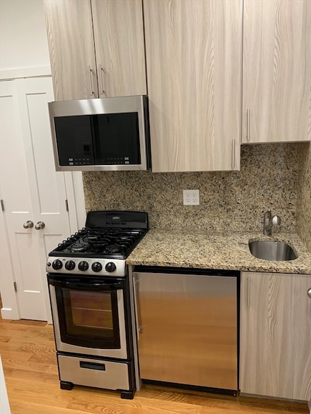 16 5th St Unit 2, Chelsea, MA 02150